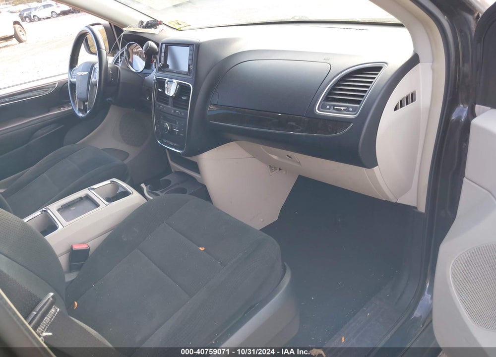 2011 CHRYSLER TOWN & COUNTRY TOURING VIN: 2A4RR5DGXBR782229