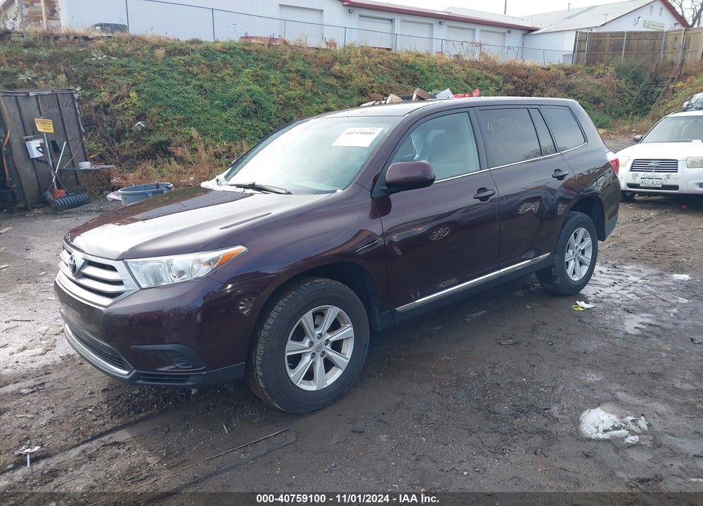 2013 TOYOTA HIGHLANDER BASE V6 (A5) VIN: 5TDBK3EH7DS272664