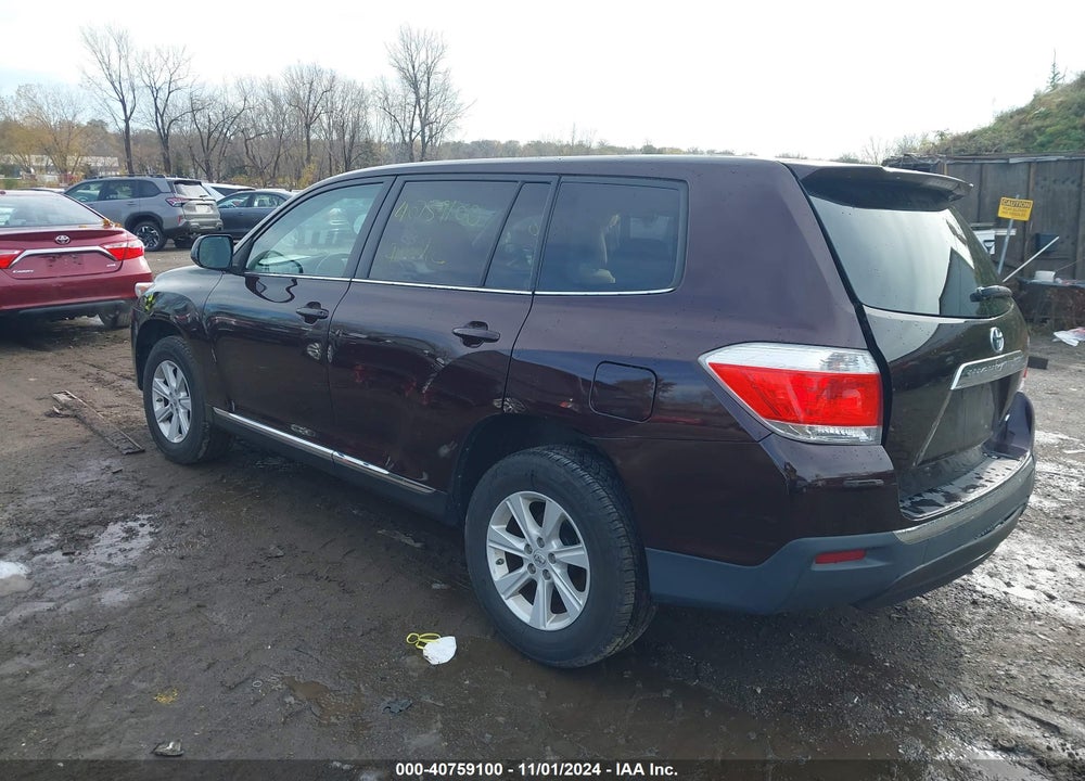 2013 TOYOTA HIGHLANDER BASE V6 (A5) VIN: 5TDBK3EH7DS272664