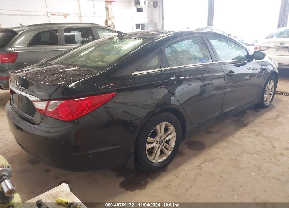 2013 HYUNDAI SONATA GLS VIN: 5NPEB4AC0DH660726