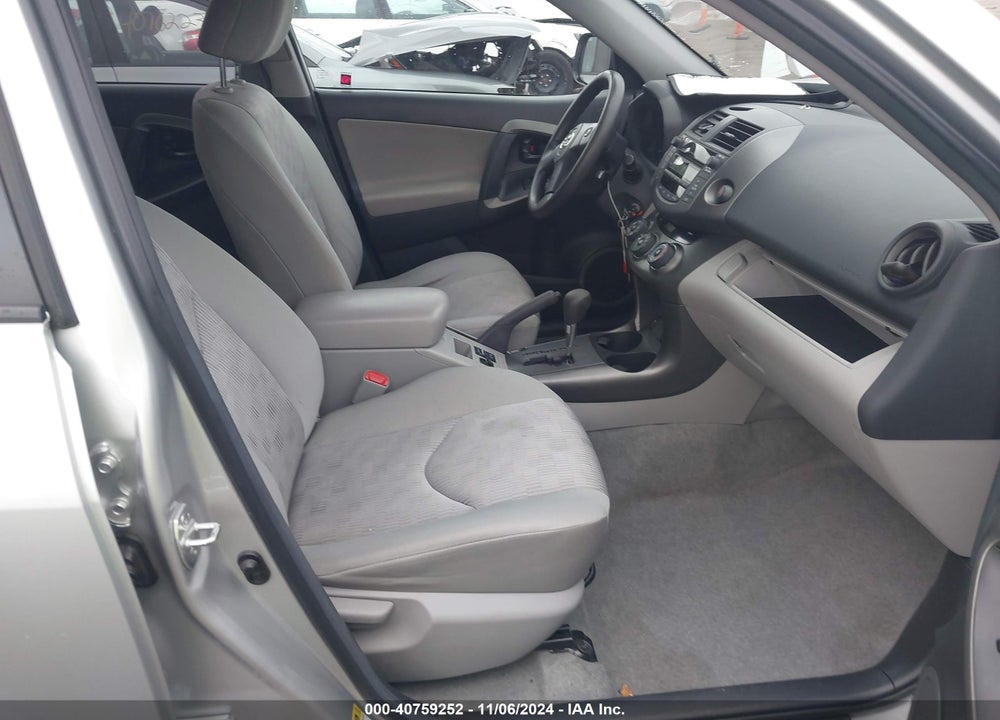 2011 TOYOTA RAV4 VIN: 2T3BF4DV5BW156425