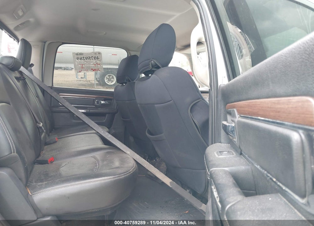 2015 RAM 2500 LAIE VIN: 3C6UR5FL3FG584489