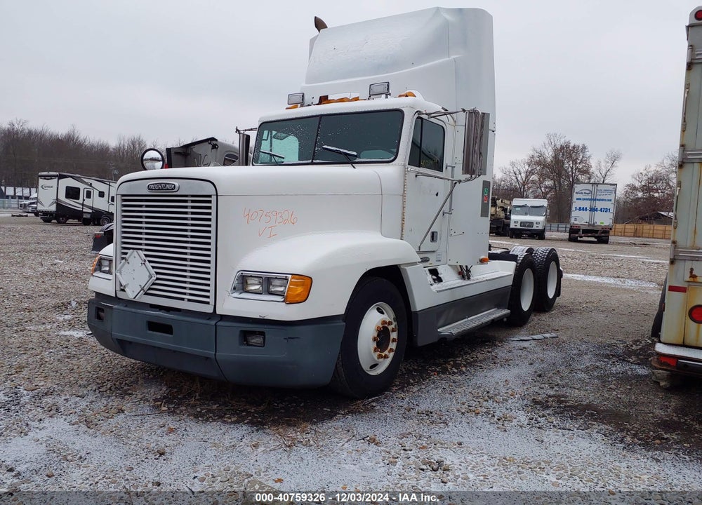 2000 FREIGHTLINER CONVENTIONAL FLD120 VIN: 1FUYDMDB9YPF86934