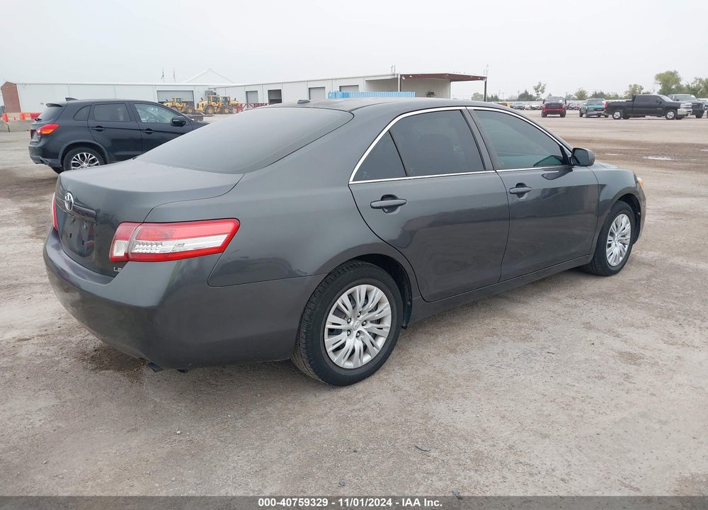 2011 TOYOTA CAMRY LE VIN: 4T1BF3EK3BU142322