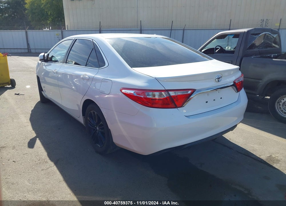2017 TOYOTA CAMRY SE VIN: 4T1BF1FKXHU424193