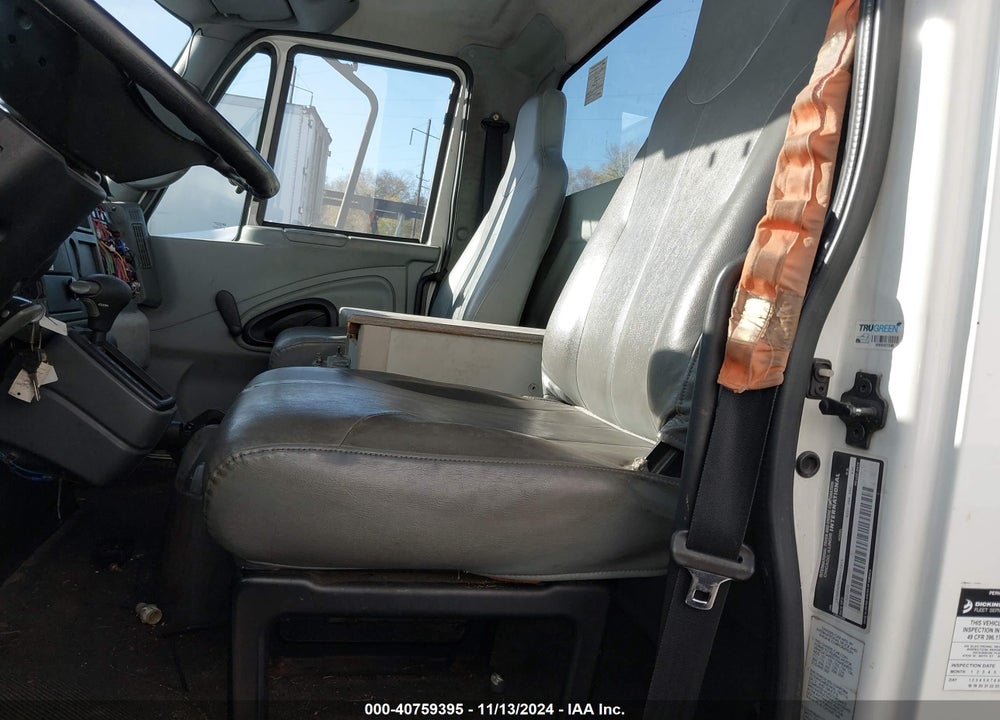 2004 INTERNATIONAL 4000 4200 VIN: 1HTMPAFM84H610915