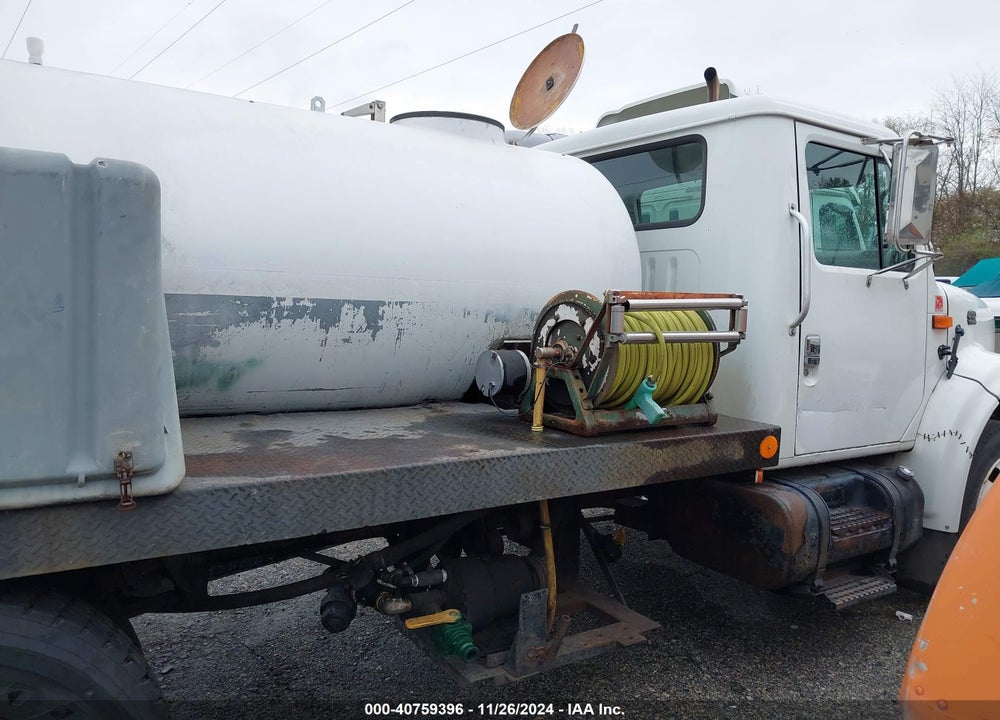 2002 INTERNATIONAL 4000 4700 VIN: 1HTSCABM42H541095