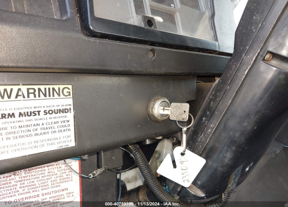 2002 INTERNATIONAL 4000 4700 VIN: 1HTSCABM42H541095