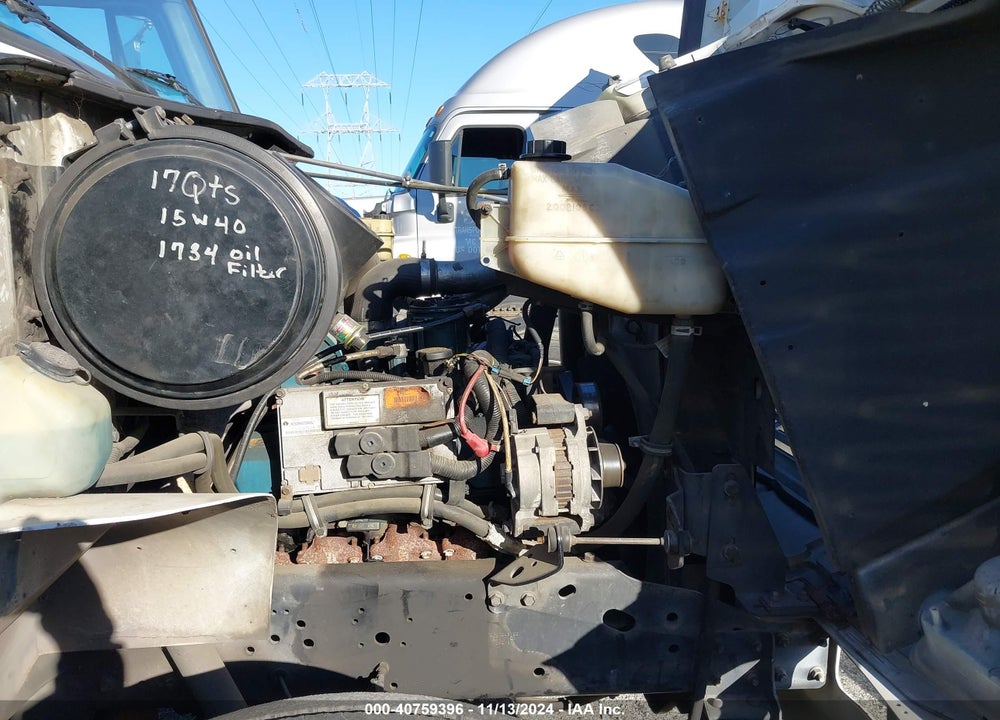 2002 INTERNATIONAL 4000 4700 VIN: 1HTSCABM42H541095