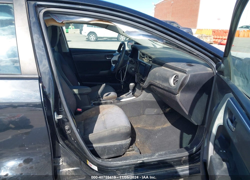 2018 TOYOTA COROLLA VIN: 5YFBURHE9JP797695