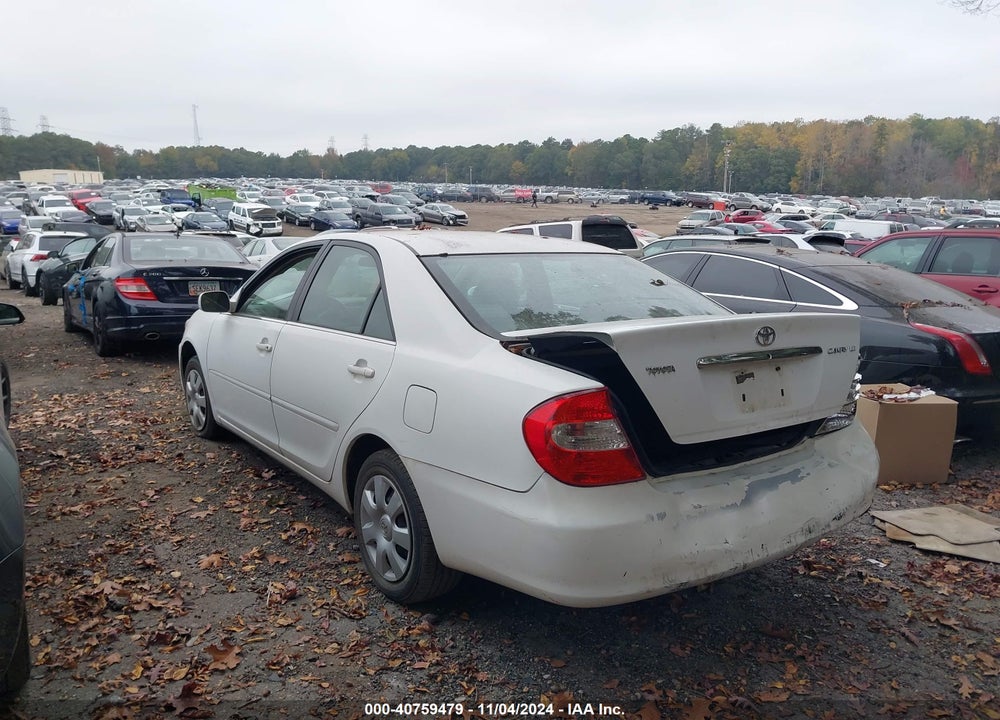 2002 TOYOTA CAMRY LE VIN: 4T1BE32K62U033473
