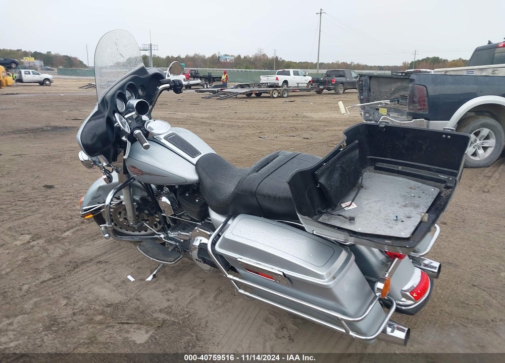 2012 HARLEY-DAVIDSON FLHTC VIN: 1HD1FFM37CB662384
