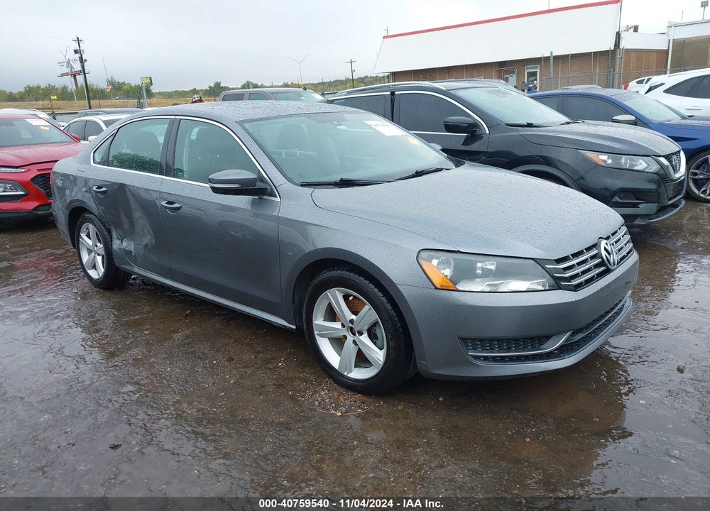 2013 VOLKSWAGEN PASSAT 2.0L TDI SE VIN: 1VWBN7A38DC032045