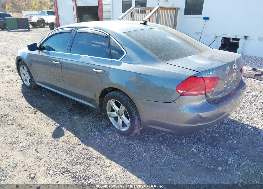 2013 VOLKSWAGEN PASSAT VIN: 1VWBP7A39DC024532