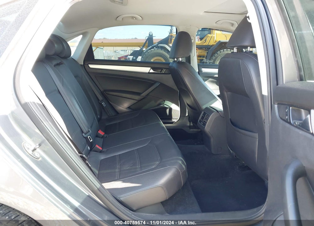 2013 VOLKSWAGEN PASSAT VIN: 1VWBP7A39DC024532