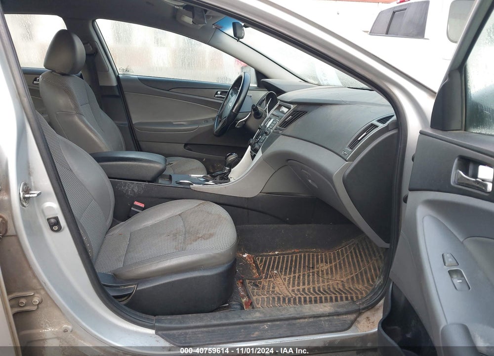 2011 HYUNDAI SONATA SE 2.0T VIN: 5NPEC4AB2BH279445