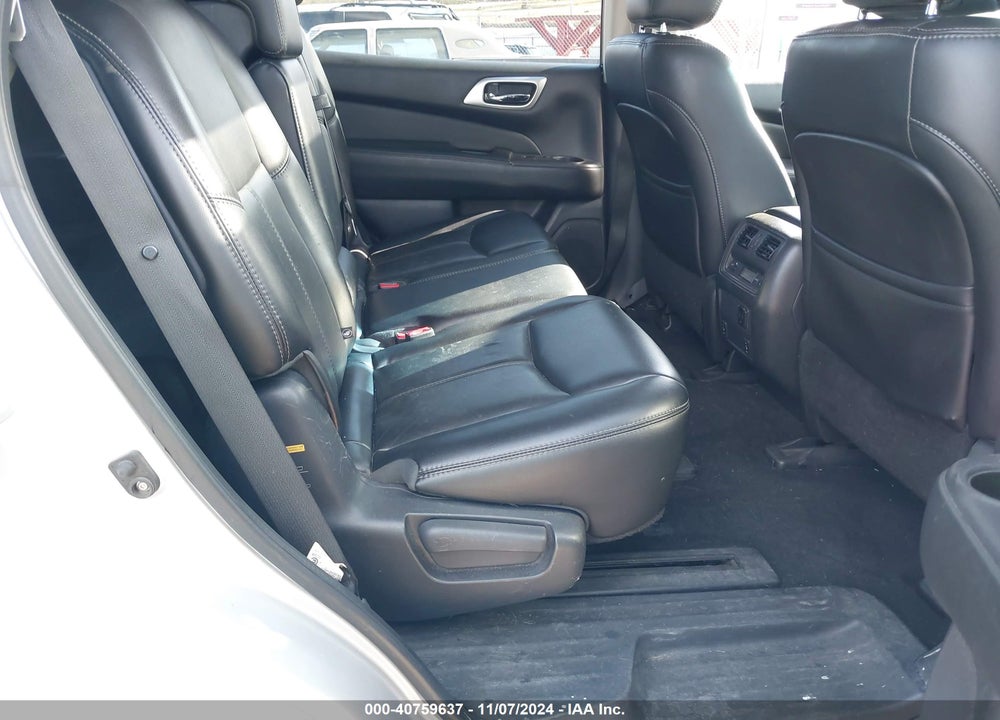 2015 NISSAN PATHFINDER SL VIN: 5N1AR2MM0FC641039