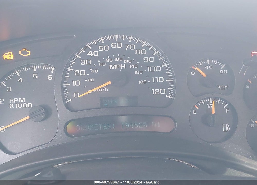 2004 CHEVROLET SUBURBAN 1500 LS VIN: 3GNEC16TX4G344125