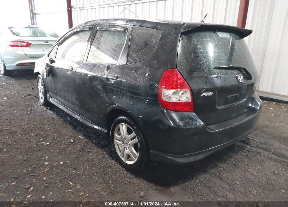 2007 HONDA FIT VIN: JHMGD38677S041932