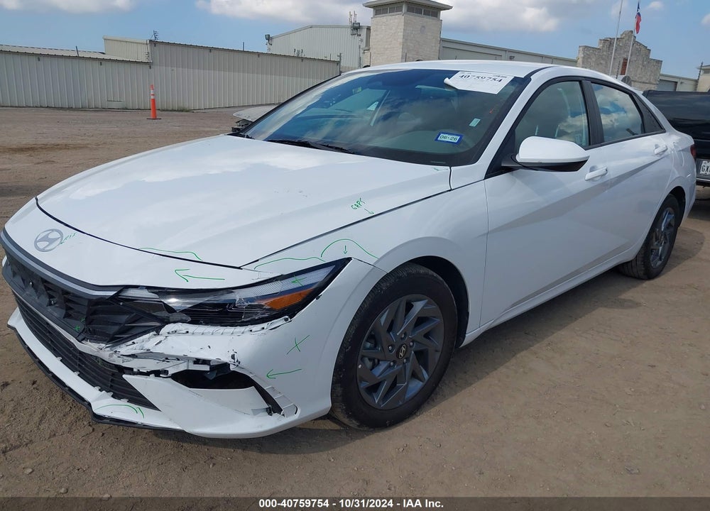 2024 HYUNDAI ELANTRA SEL VIN: KMHLM4DG4RU808126