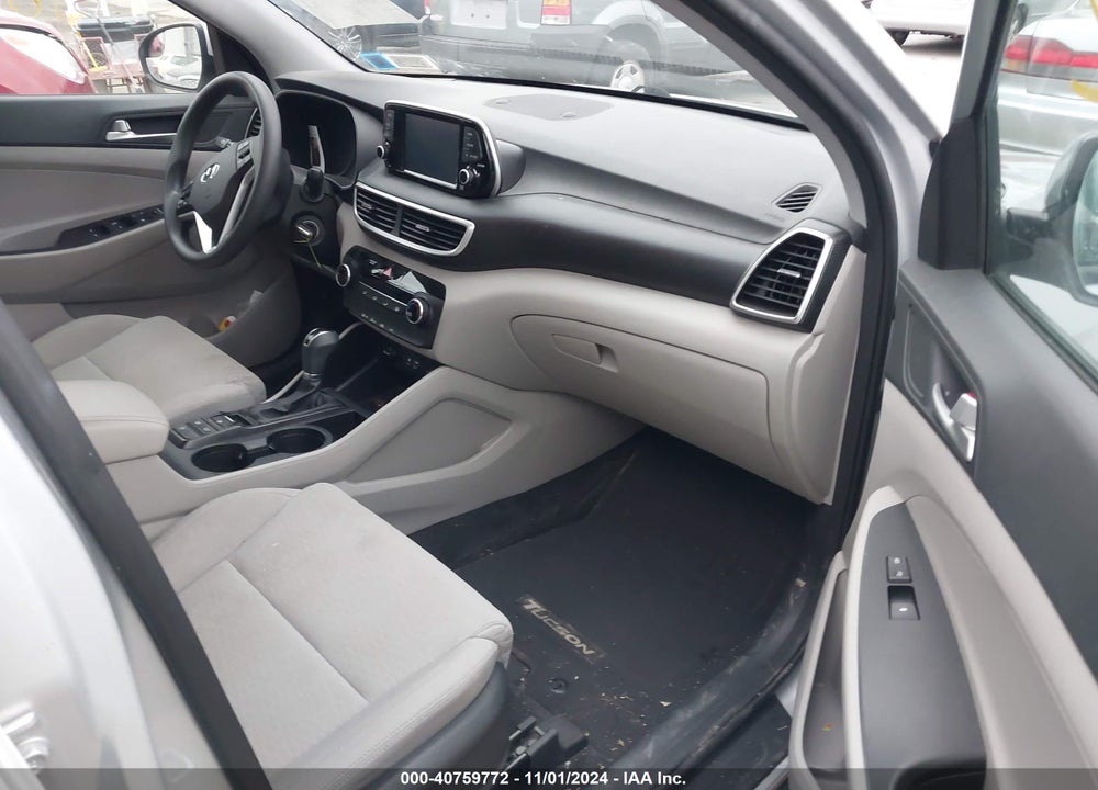 2019 HYUNDAI TUCSON SE VIN: KM8J2CA45KU038705