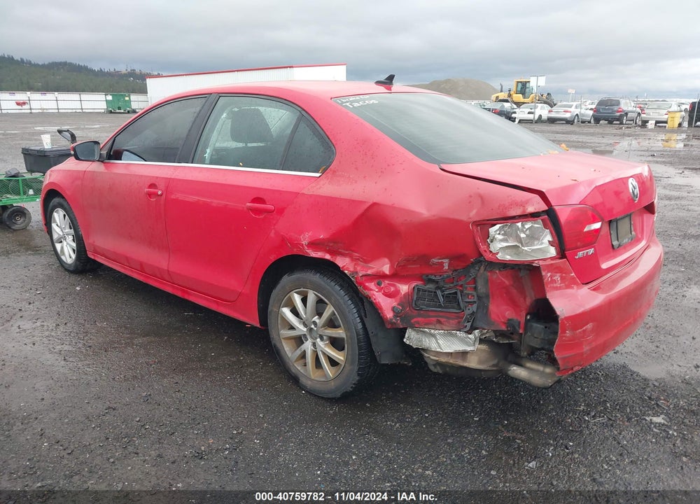 2013 VOLKSWAGEN JETTA SE W/CONVENIENCE/SUNROOF VIN: 3VWDP7AJ7DM350318