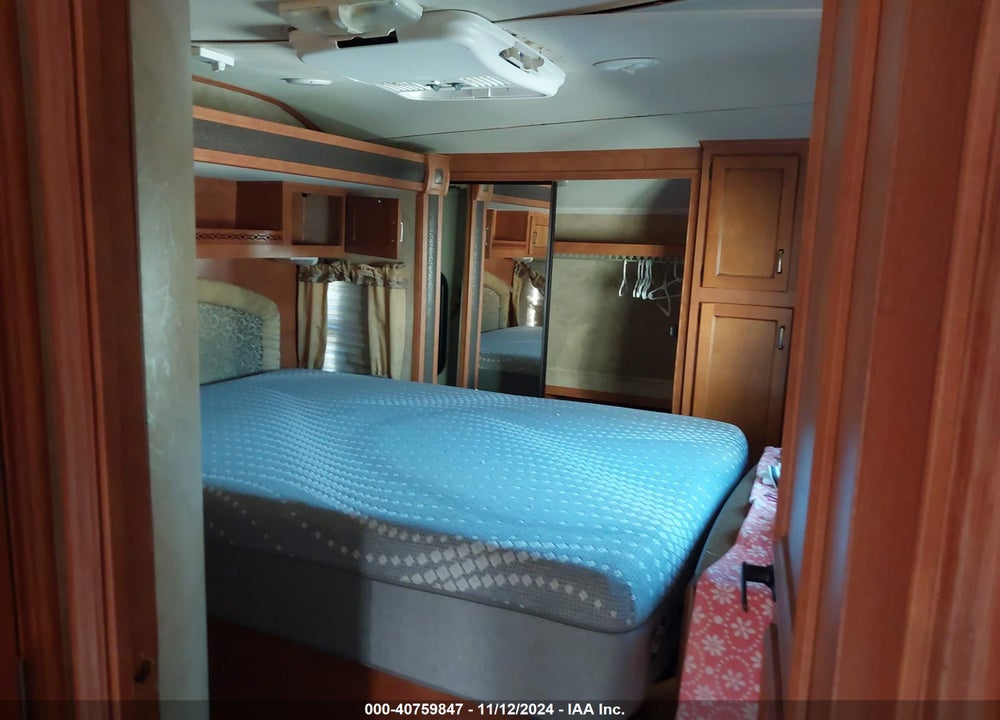 2013 YELLOWSTONE OTHER VIN: 1NL1YFR29D1075116