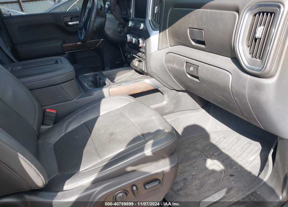 2020 GMC SIERRA 1500 4WD SHORT BOX SLT VIN: 3GTU9DED7LG359792