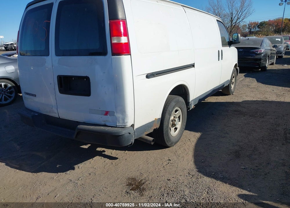 2007 CHEVROLET EXPRESS WORK VAN VIN: 1GCFG15X971127271