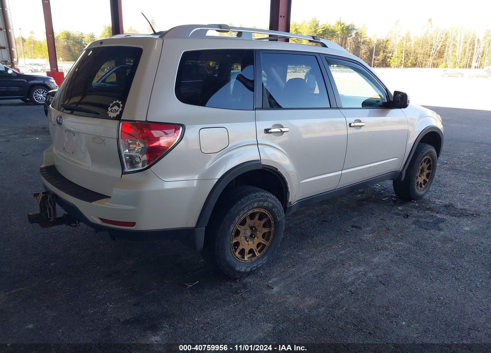 2011 SUBARU FORESTER 2.5X TOURING VIN: JF2SHAGCXBH747814