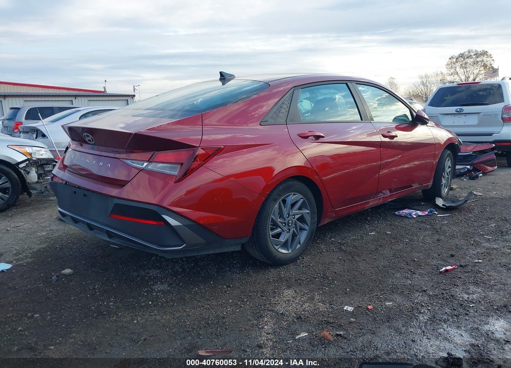 2024 HYUNDAI ELANTRA SEL VIN: KMHLM4DG9RU786673