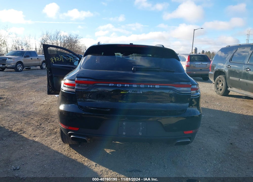 2019 PORSCHE MACAN VIN: WP1AA2A58KLB05604