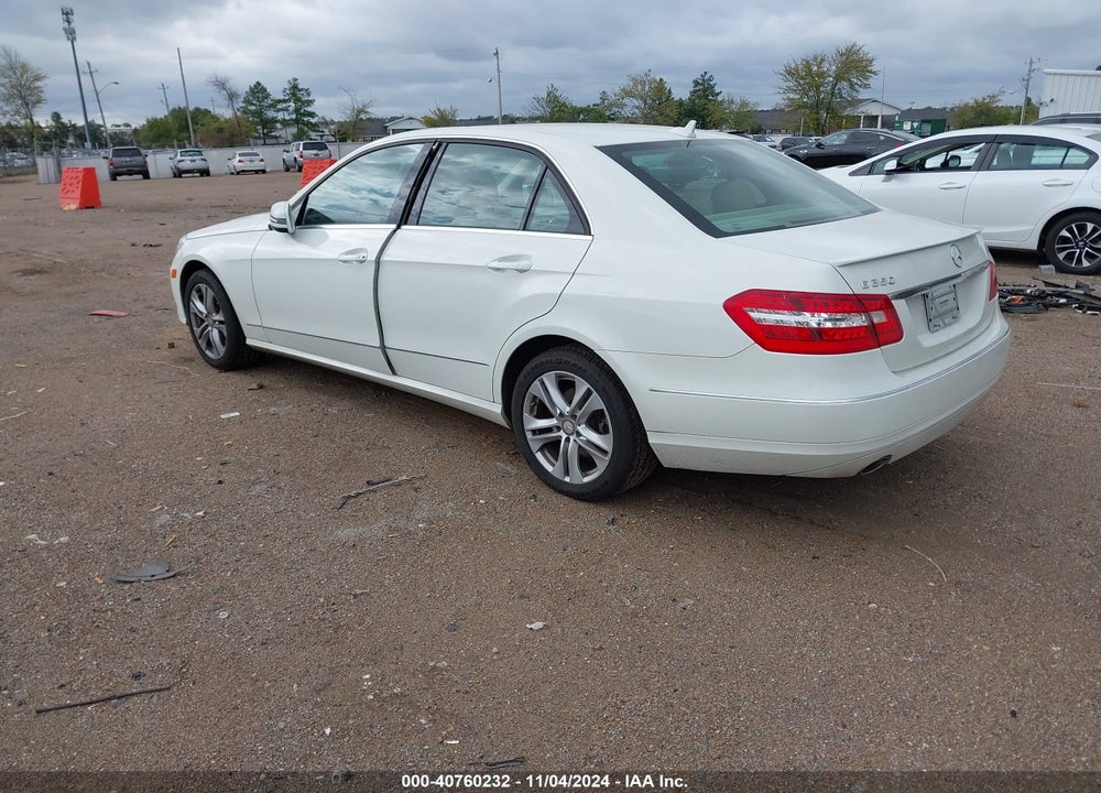 2011 MERCEDES-BENZ E 350 VIN: WDDHF5GB7BA353988