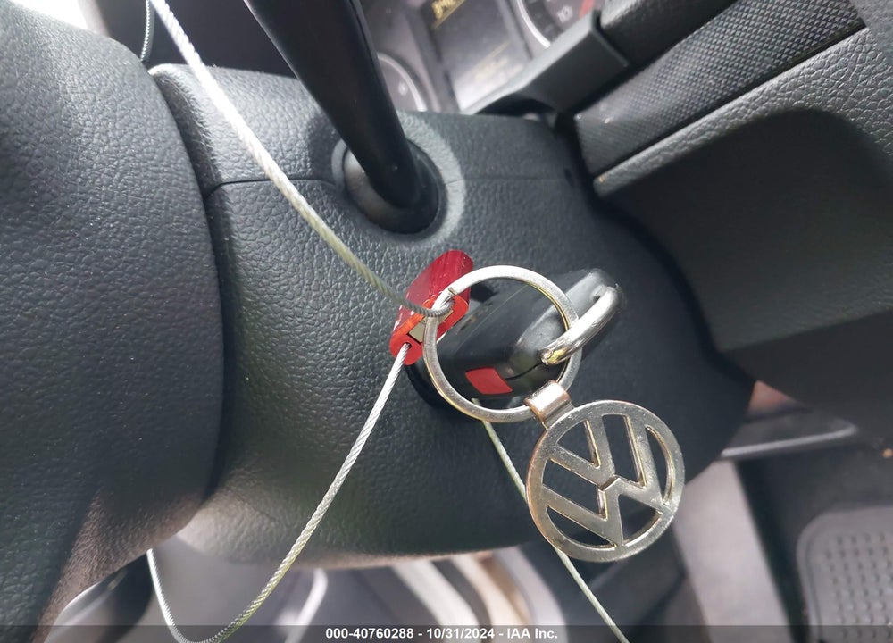 2010 VOLKSWAGEN JETTA SE VIN: 3VWRZ7AJXAM053751