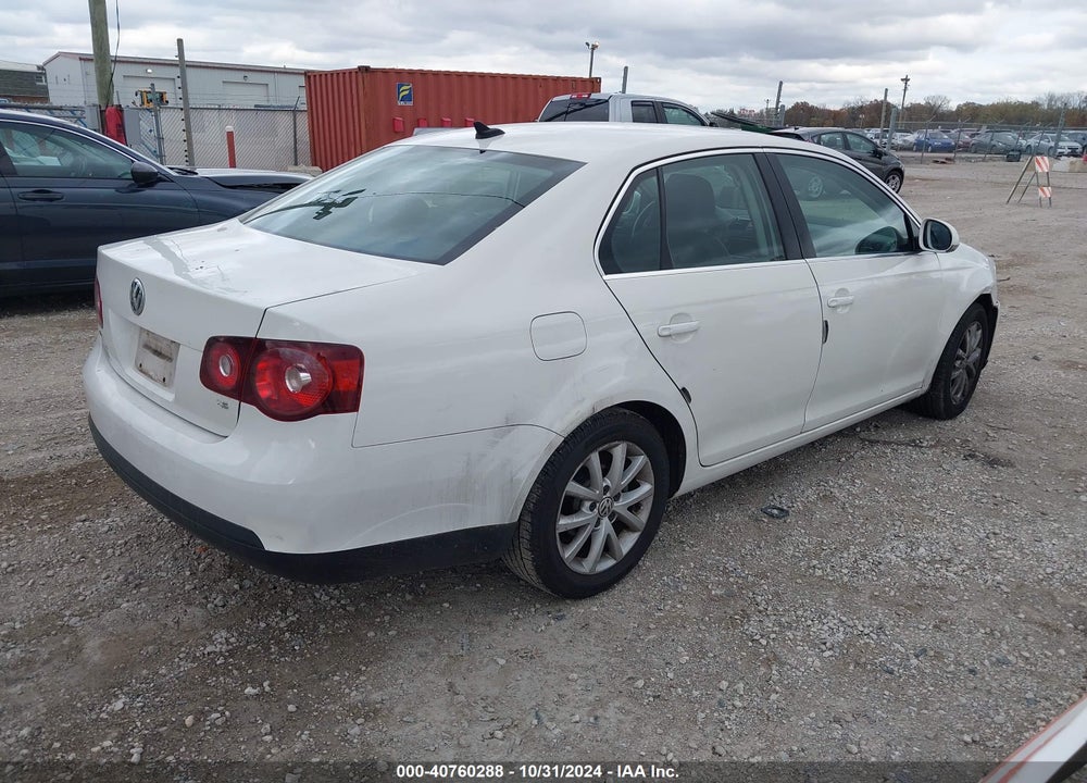 2010 VOLKSWAGEN JETTA SE VIN: 3VWRZ7AJXAM053751