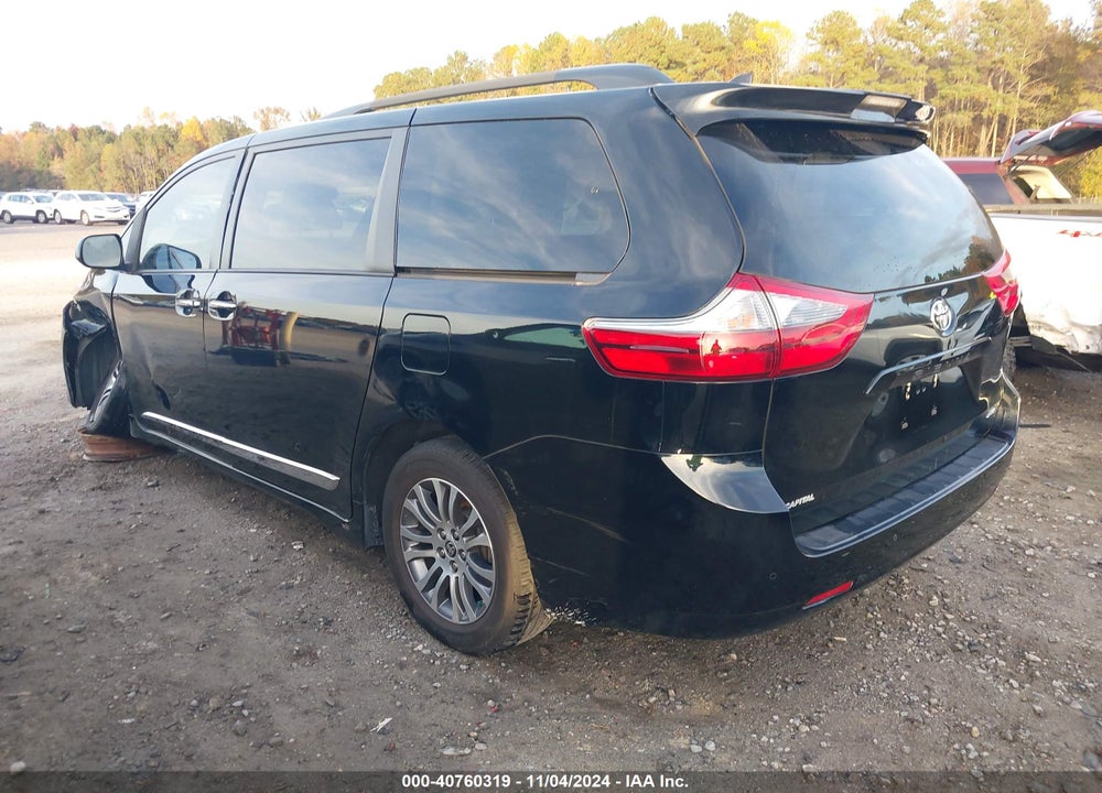 2020 TOYOTA SIENNA XLE VIN: 5TDYZ3DC0LS084076
