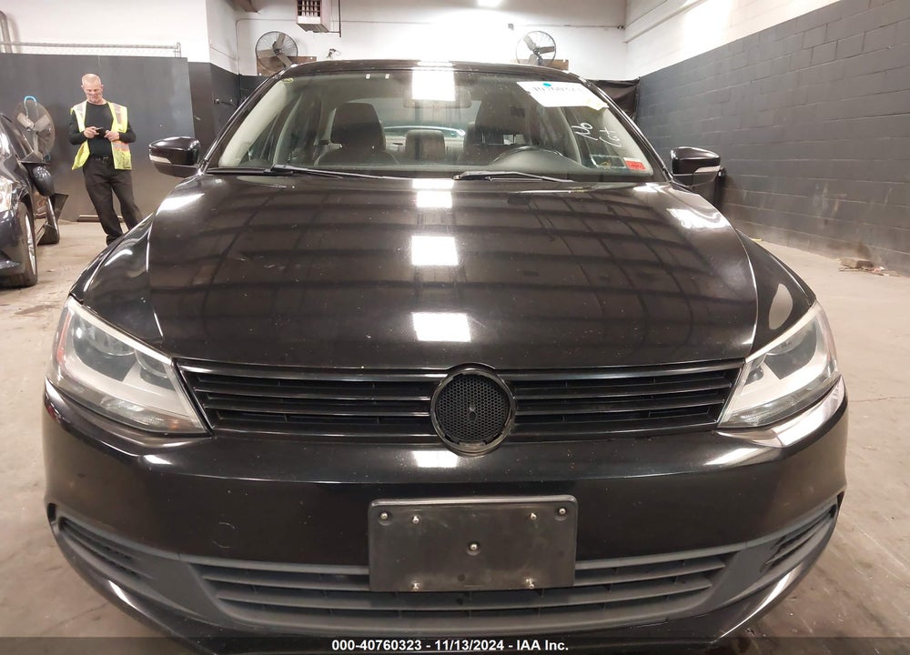 2011 VOLKSWAGEN JETTA 2.5L SE VIN: 3VWDZ7AJ4BM038643