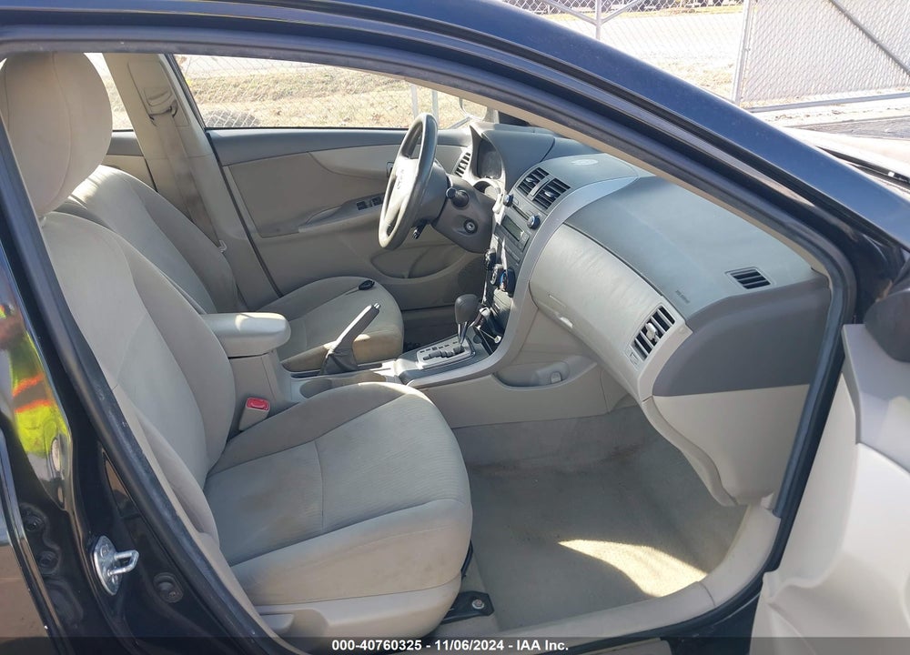 2010 TOYOTA COROLLA LE VIN: 2T1BU4EE1AC516853