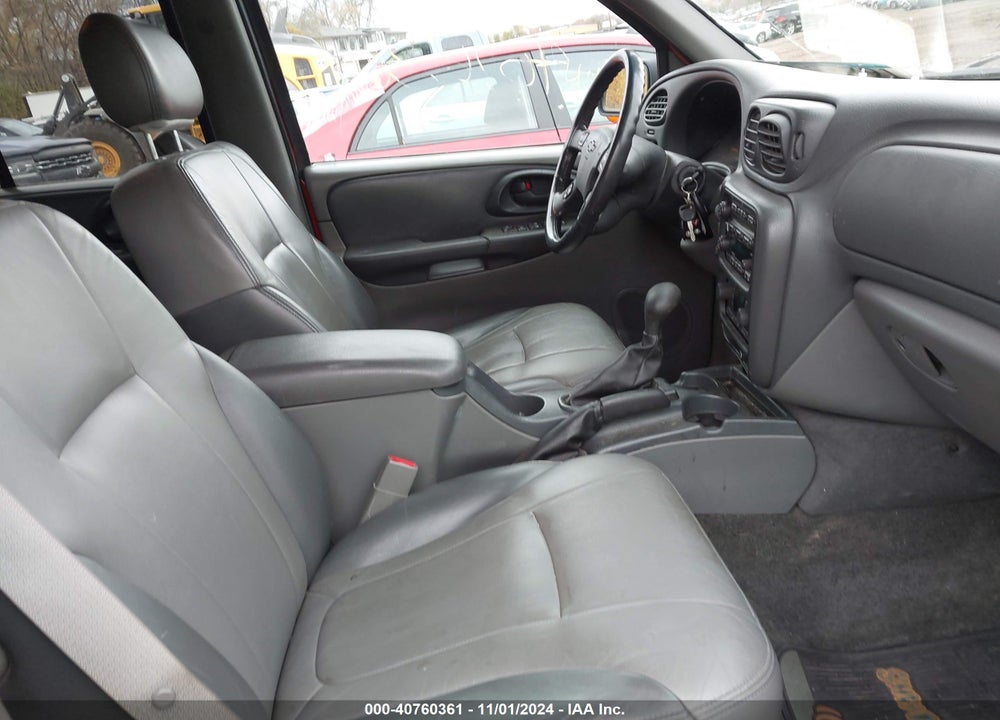 2002 CHEVROLET TRAILBLAZER LTZ VIN: 1GNDT13S622456417
