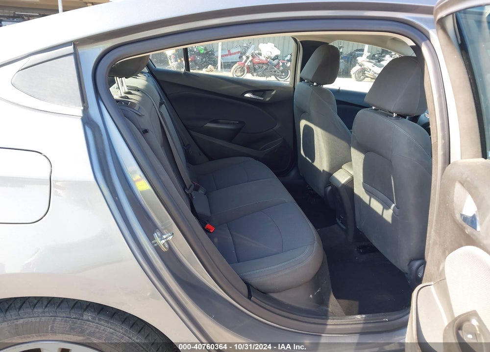 2018 CHEVROLET CRUZE LT AUTO VIN: 1G1BE5SM9J7151590