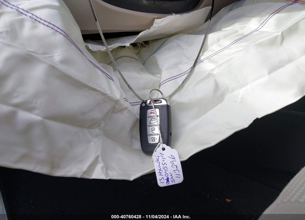 2013 HYUNDAI ELANTRA GT VIN: KMHD35LE0DU045544