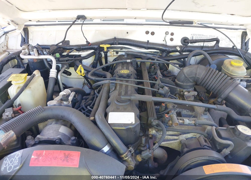 1998 JEEP CHEROKEE CLASSIC/SPORT VIN: 1J4FJ68S5WL261190