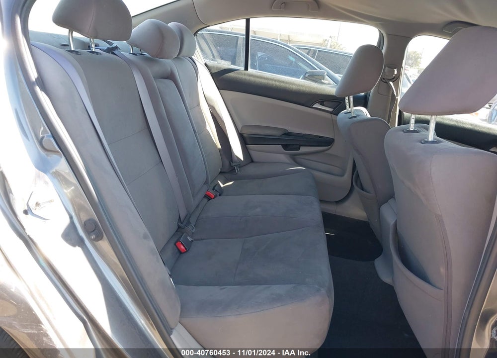 2011 HONDA ACCORD 2.4 LX-P VIN: 1HGCP2F44BA075149