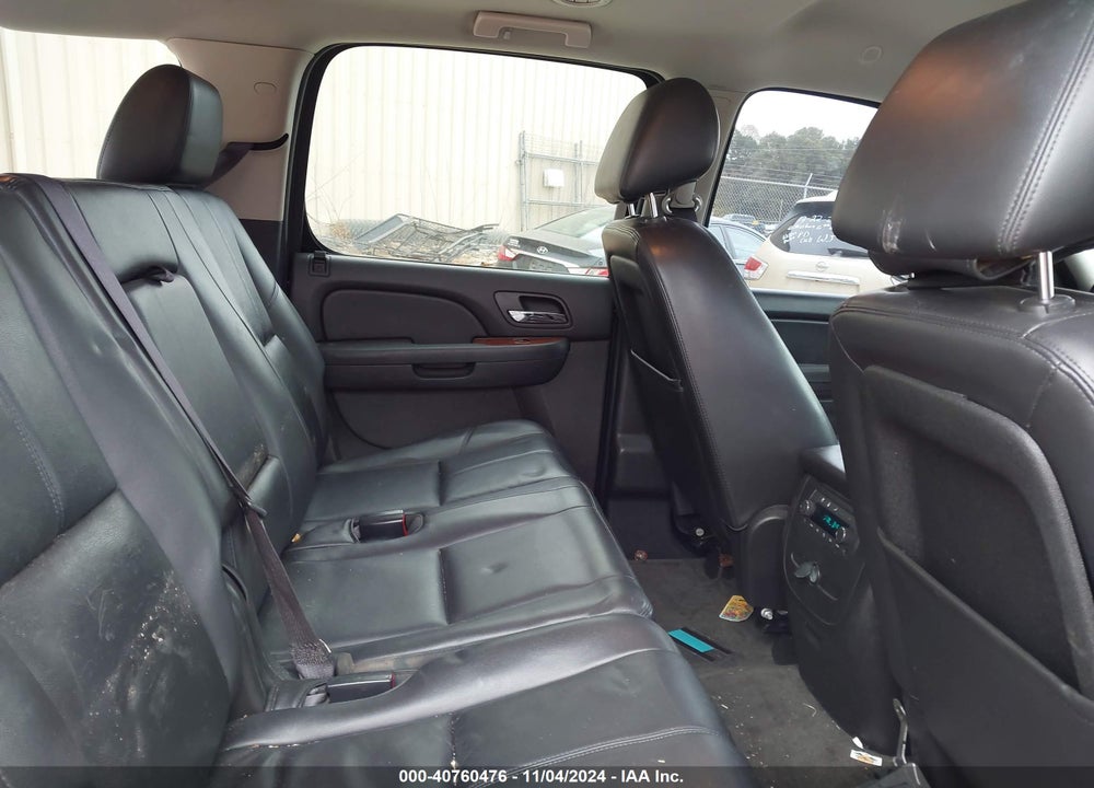2013 CHEVROLET SUBURBAN 1500 LT VIN: 1GNSKJE76DR290445