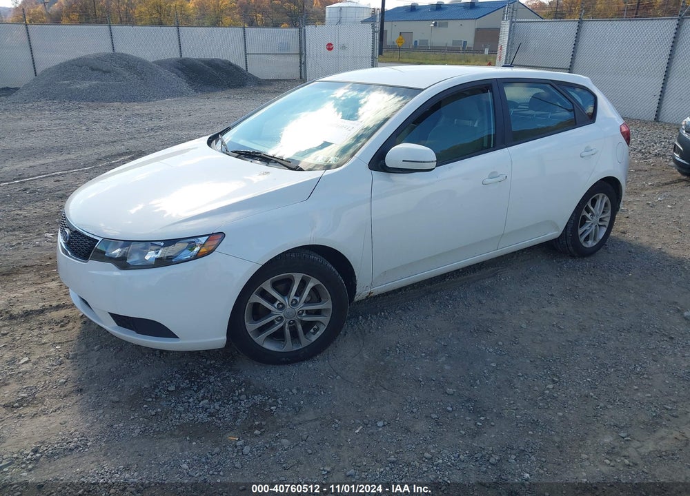 2011 KIA FORTE VIN: KNAFU5A26B5319806