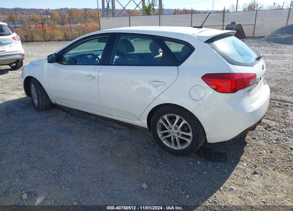 2011 KIA FORTE VIN: KNAFU5A26B5319806