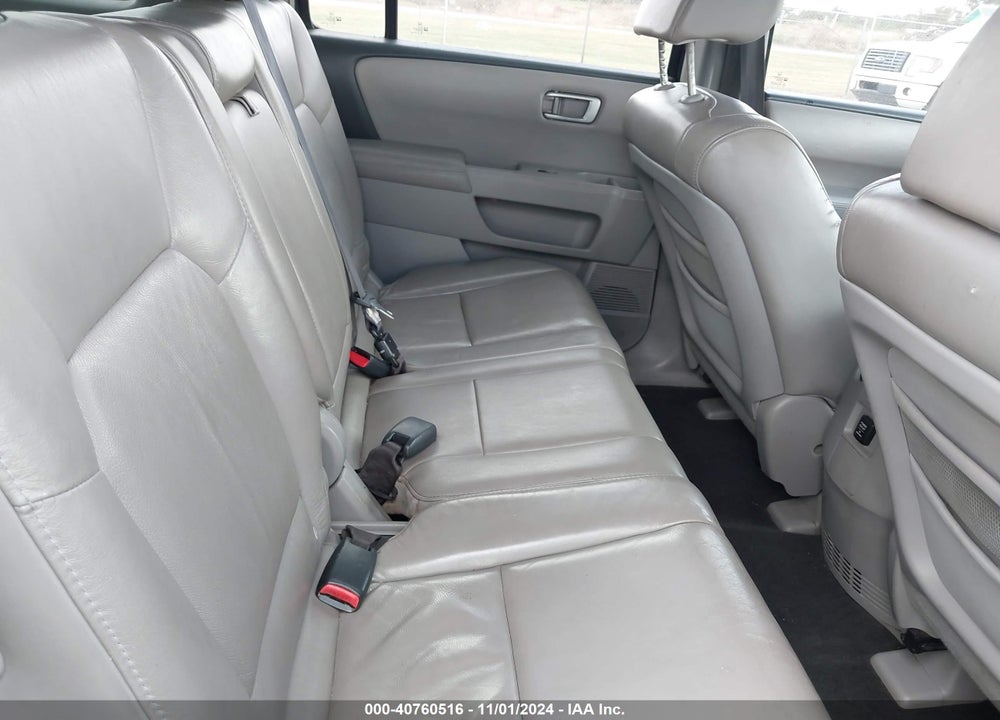 2009 HONDA PILOT EX-L VIN: 5FNYF48589B048787