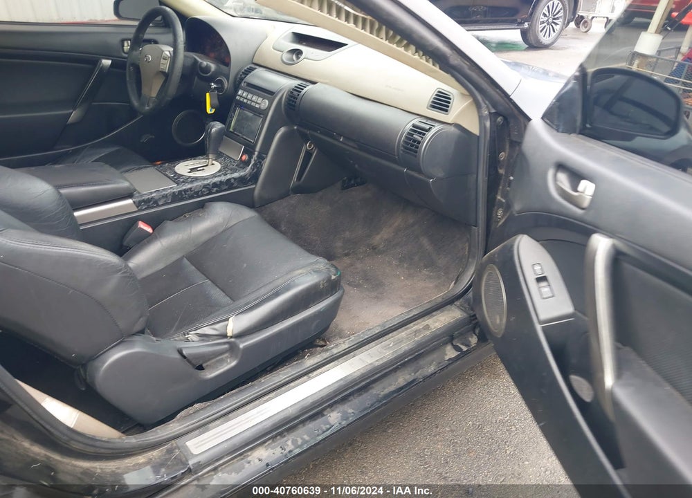 2003 INFINITI G35 BASE W/LEATHER VIN: JNKCV54E73M220068