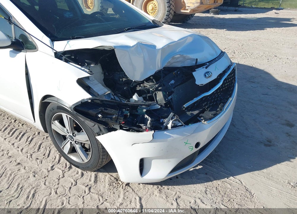 2018 KIA FORTE LX VIN: 3KPFL4A78JE170409