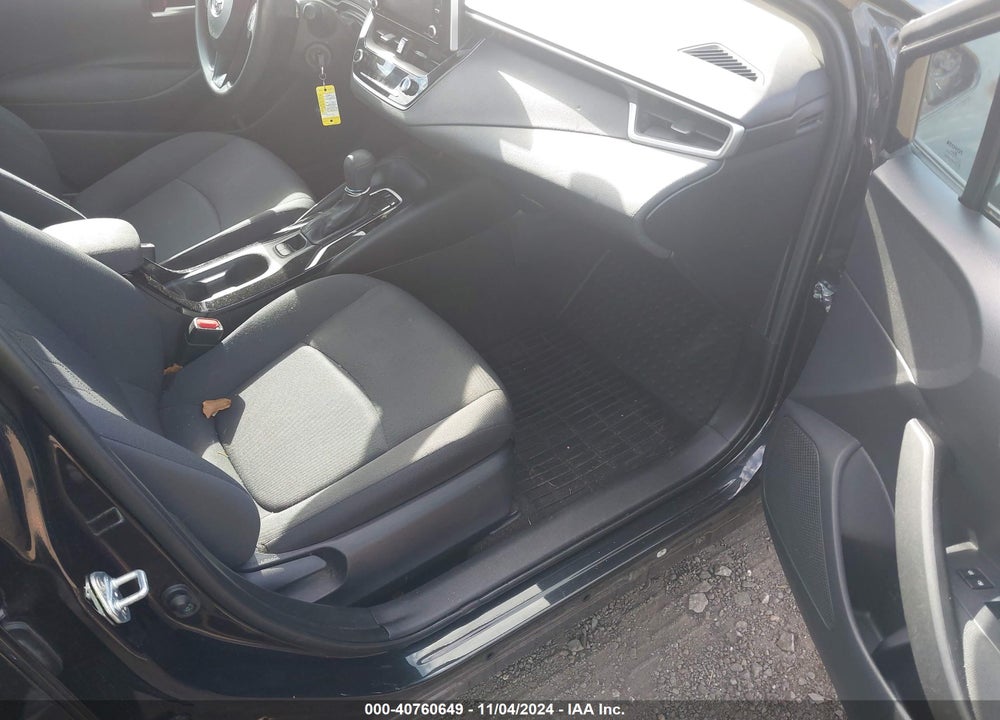 2021 TOYOTA COROLLA LE VIN: 5YFEPMAE9MP262503